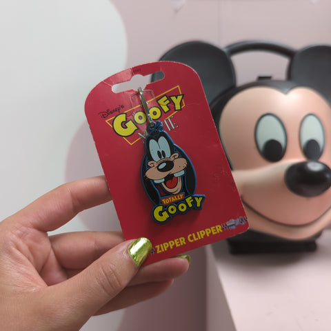 Vtg Goofy Zipper Pull
