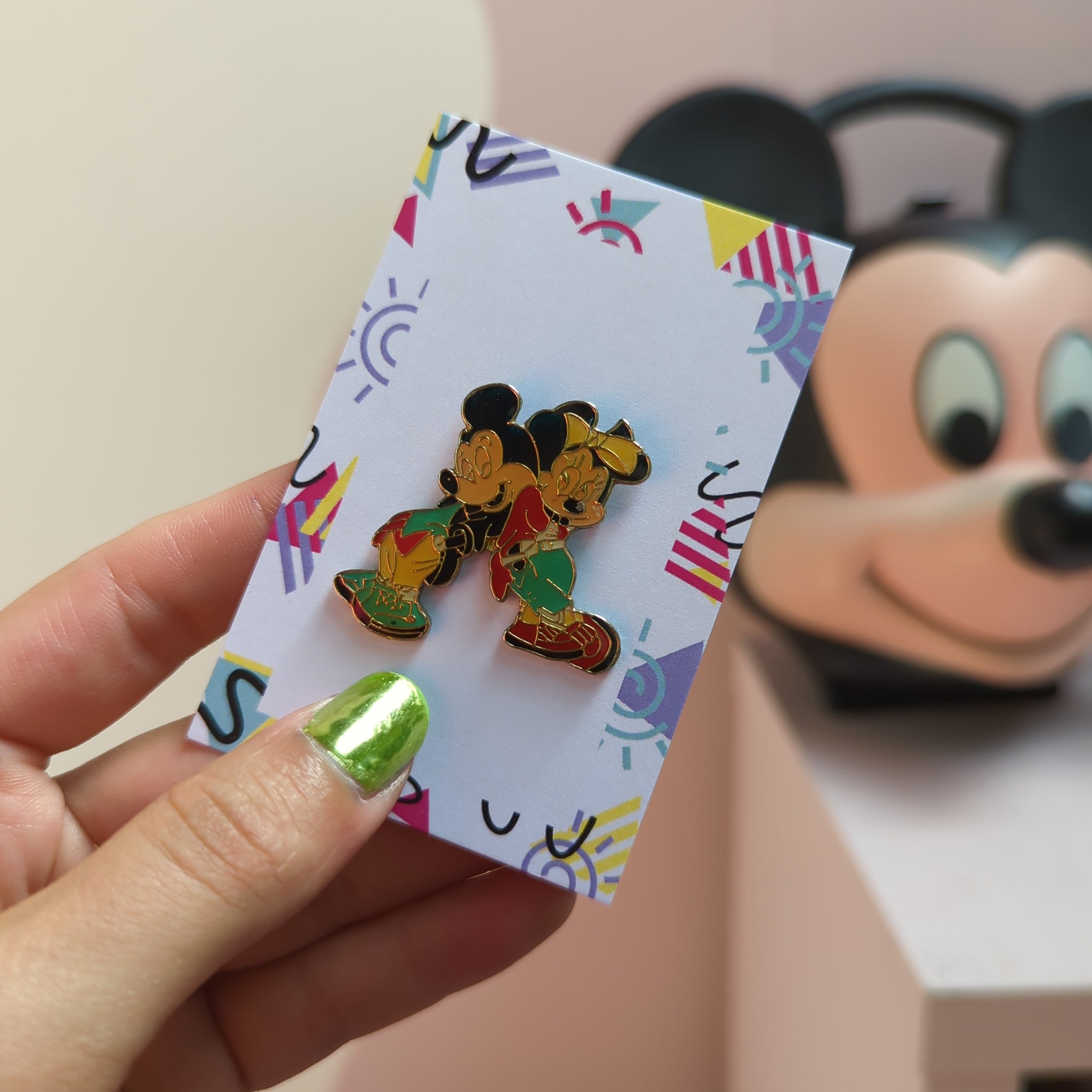 Vtg Mickey + Minnie Pin