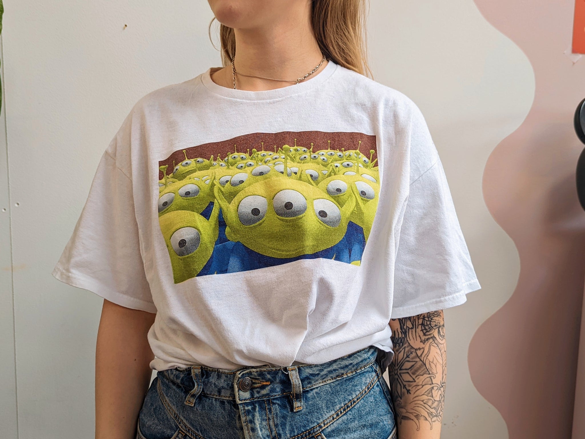 Vtg Handpicked Disney T-shirt