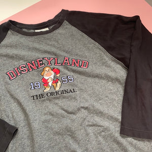 Vtg Handpicked Disney T-shirt medium