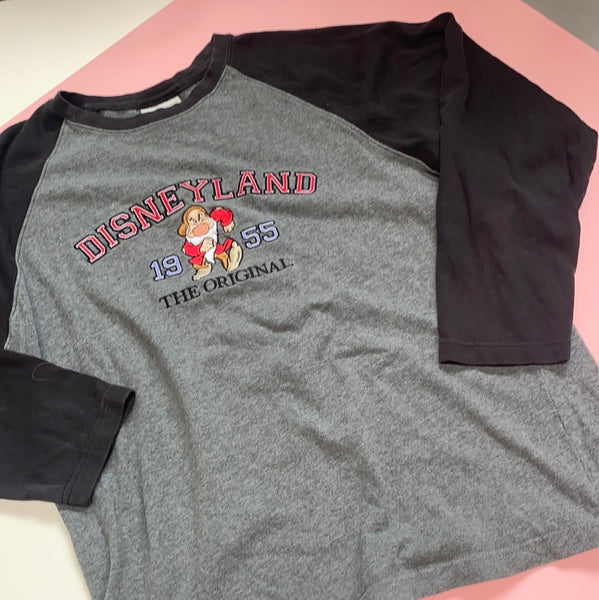 Vtg Handpicked Disney T-shirt medium